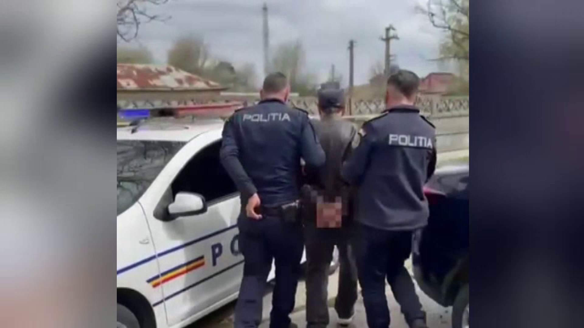 Un bărbat din Dolj a fost arestat după ce și-a bătut soția și soacra. Beat, i-a înjurat și pe polițiștii chemați să intervină