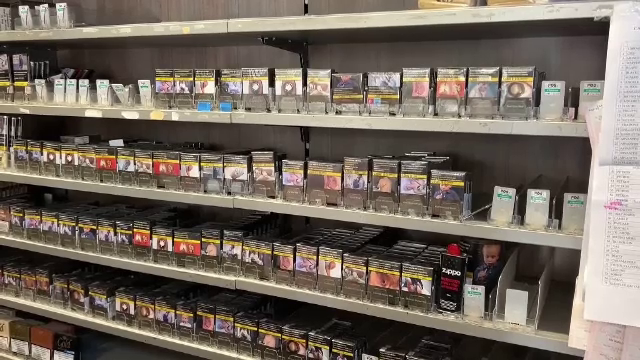 Țara unde țigările nu mai pot fi expuse la vedere pe rafturile magazinelor. Autoritățile nu mai vor fumători până în 2040