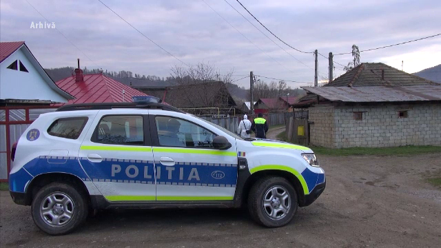 Un bărbat din Iași a înjunghiat-o pe iubita sa, mai tânără cu 15 ani. Orbit de gelozie, a și tuns-o cu forța