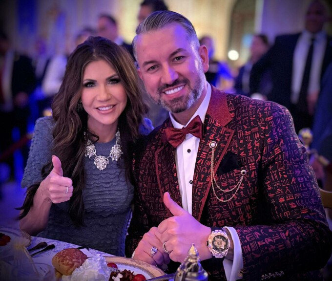 Dragoș Spr&icirc;nceană și Kristi Noem, șefa Homeland Security