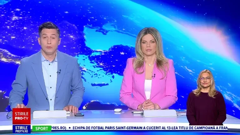 Campanie inedită la Iași. Donații pentru animalele abandonate, colectate într-un tramvai special