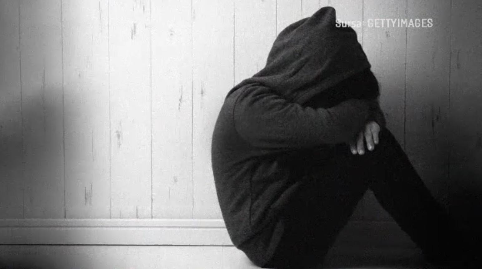 Copilul de 9 ani, bătut cu pumnii și picioarele de un adolescent de 17 ani din Bihor, nu a povestit acasă ce i s-a întâmplat