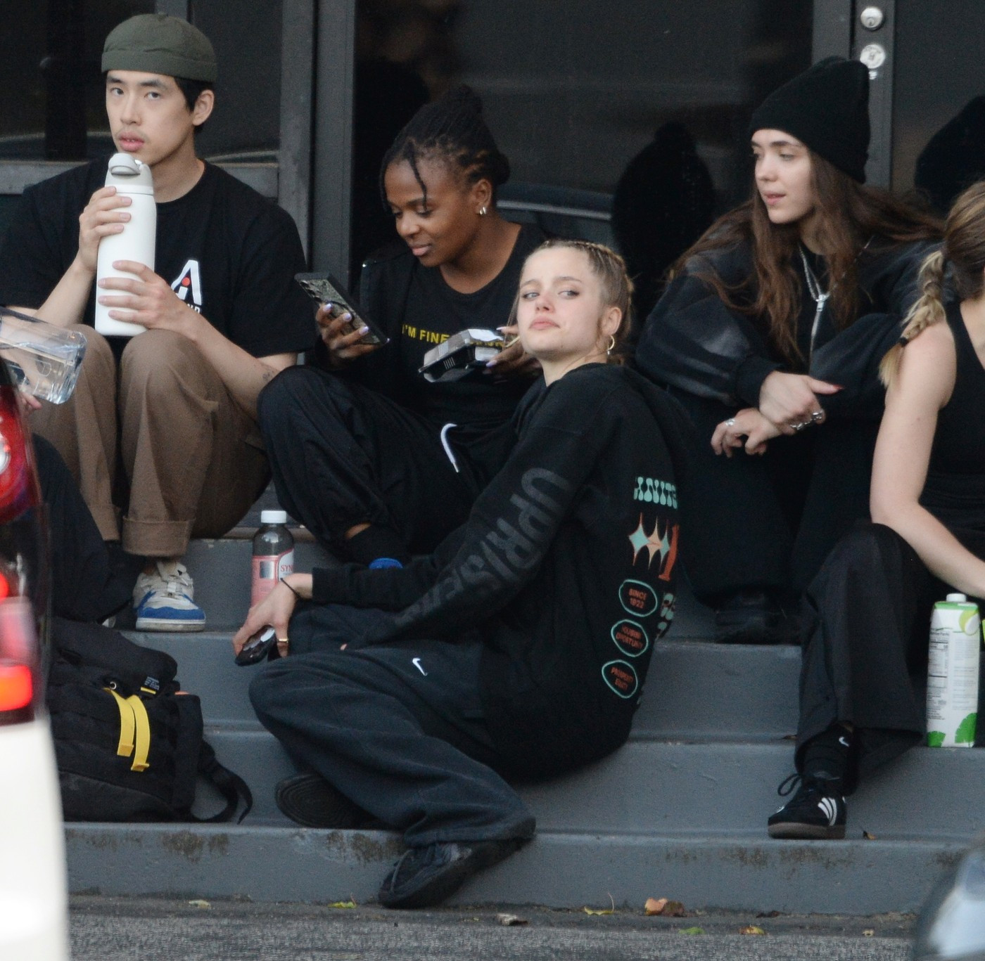 Shiloh Jolie, copia fidelă a mamei sale. Cum a fost surprinsă fiica Angelinei Jolie de paparazzi. GALERIE FOTO