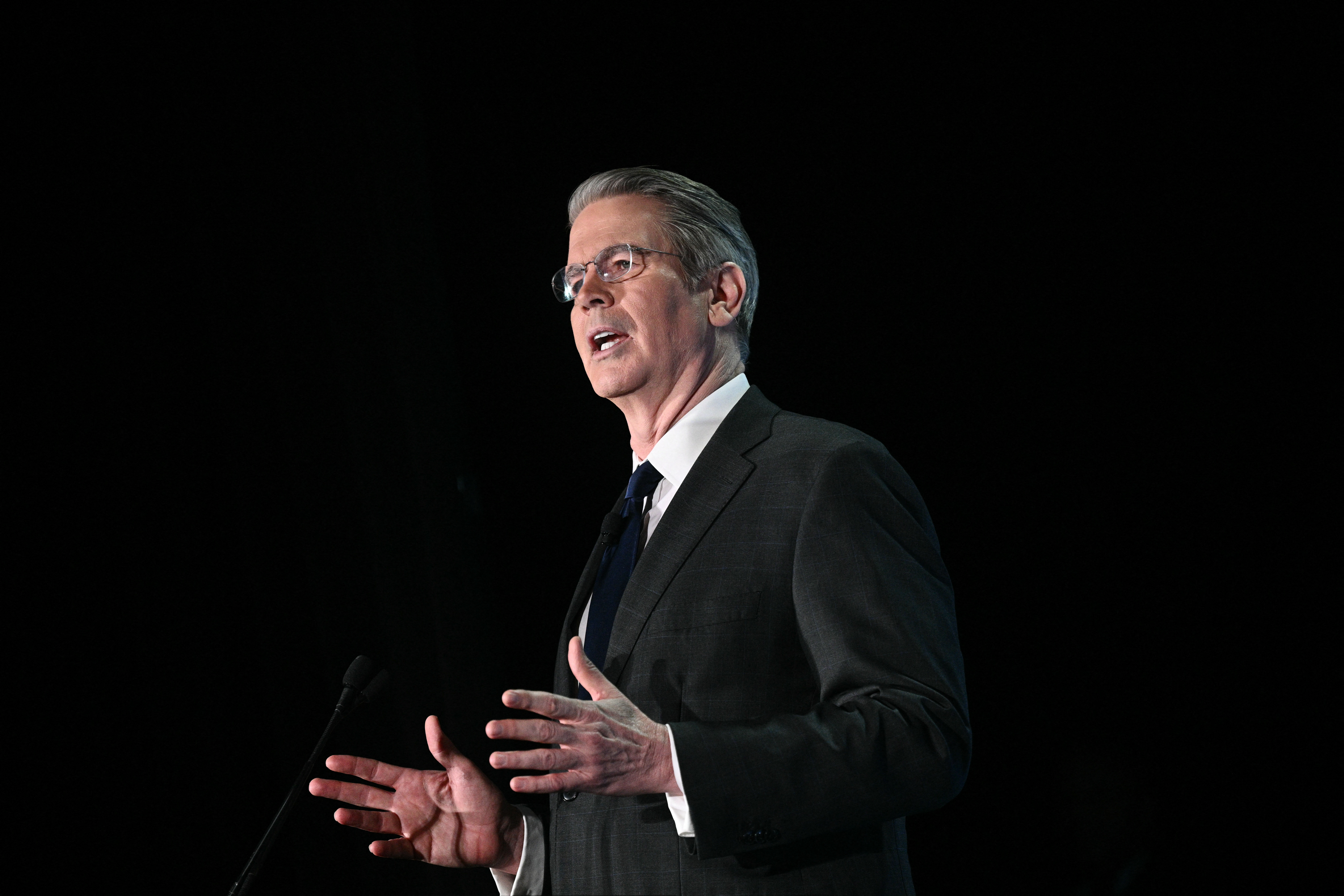 Secretarul american al Trezoreriei: Chinezii sunt „cei mai răi infractori” în materie de comerţ