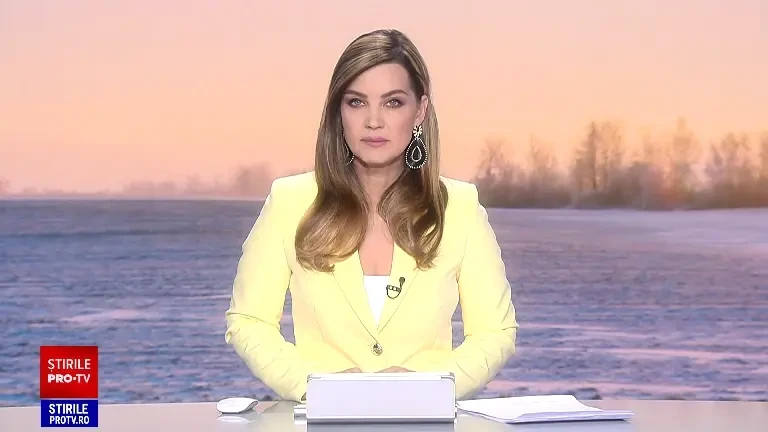 Valul de frig amenință răsadurile de legume și livezile. Fermierii se luptă să le protejeze cum pot