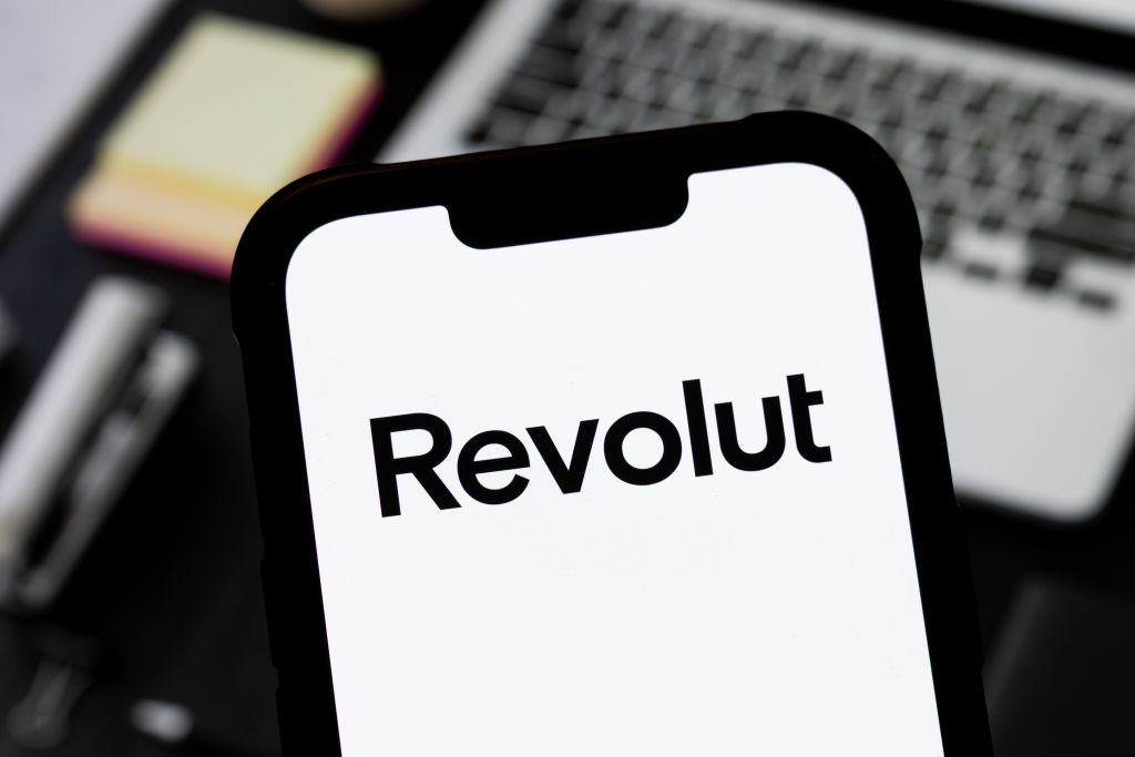 Revolut, evaluare uriașă de 75 miliarde dolari după ultima rundă de vânzare de acțiuni