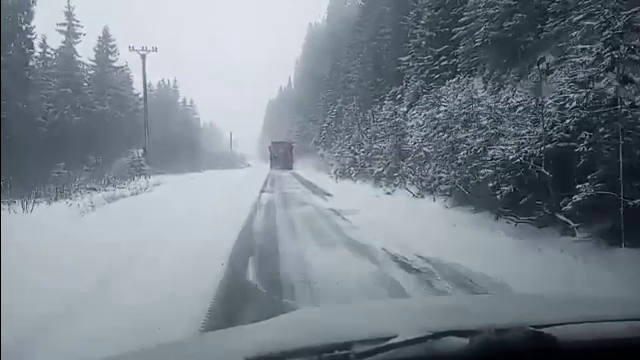 Vremea azi, 11 aprilie. Cod portocaliu de vânt și vreme rece în aproape toată țara. Care vor fi maximele zilei