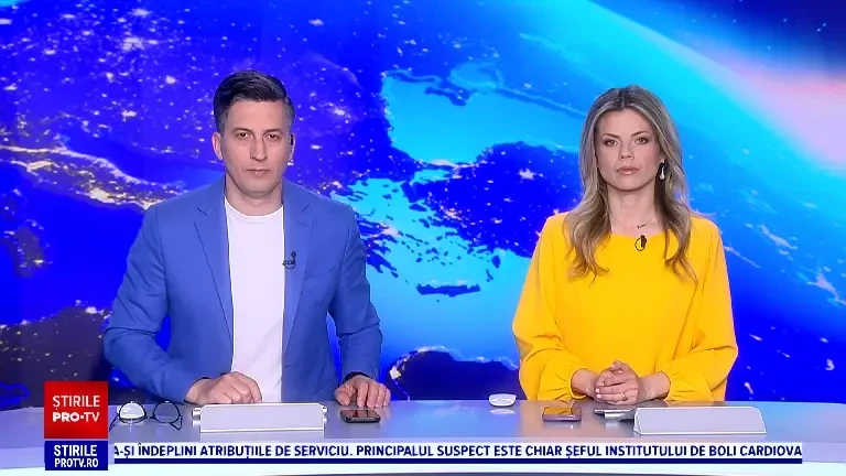 Un camion s-a răsturnat pe un drum intens circulat din Suceava. Accidentul a fost surprins de o cameră de bord