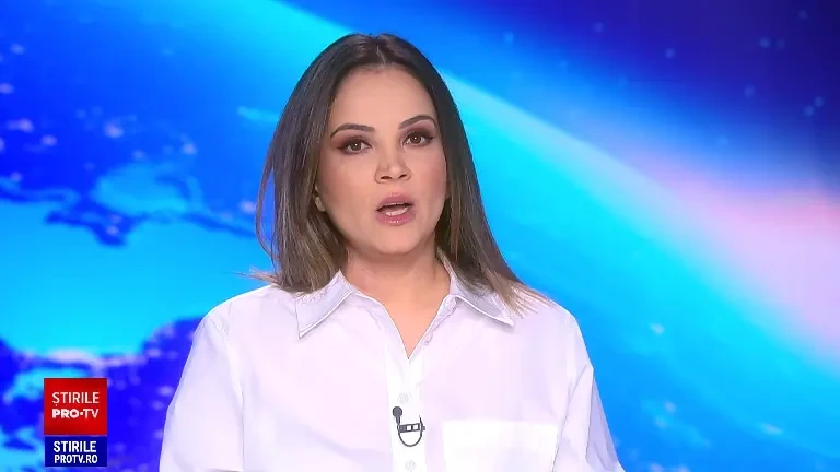 O dubă „a decolat” după ce a fost împinsă de un șofer de 74 de ani într-un parapet, în Mamaia