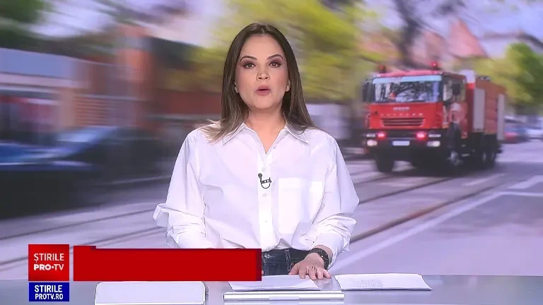 Panică în Galați, după un incendiu dintr-un cartier de case. Vecin: „Ca și cum ar fi fost benzină, ceva combustibil”