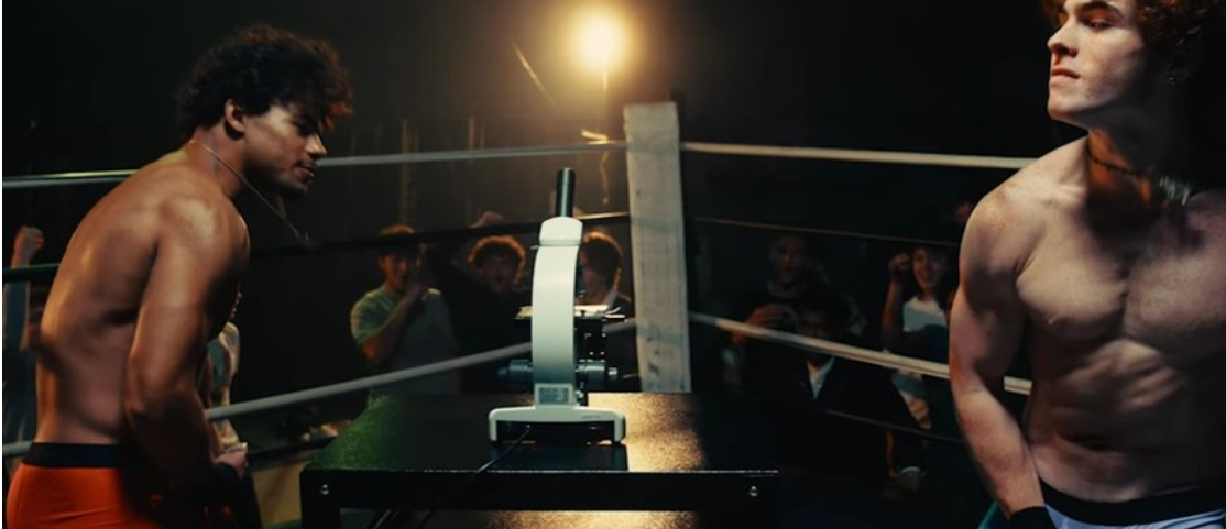 Patru adolescenți s-au imbogățit organizând prima cursă între spermatozoizi. Au vândut bilete și cu 2.500 de dolari bucata