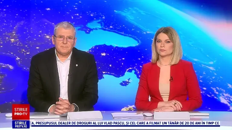 Papa Francisc a făcut o vizită-surpriză la o închisoare din Roma. A fost întâmpinat cu aplauze de gardieni și angajați. FOTO