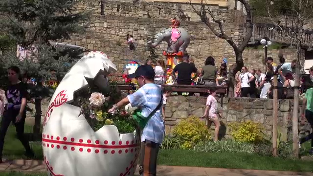 Concursuri cu ouă de Paște. Motivul pentru care în Gorj oamenii au plătit sute de lei pentru un singur ou