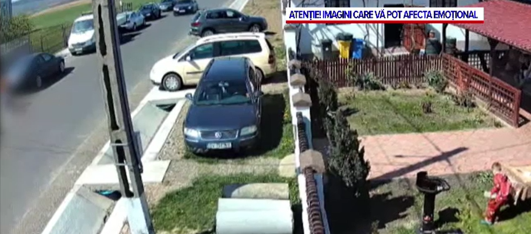 Tragedie în Suceava. O femeie a murit, încercând să-și salveze fetița din calea mașinii. Ce a pățit copila