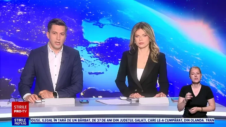 O șoferiță a murit după ce a intrat într-un tir, în Arad. Doi copii sunt în stare foarte gravă