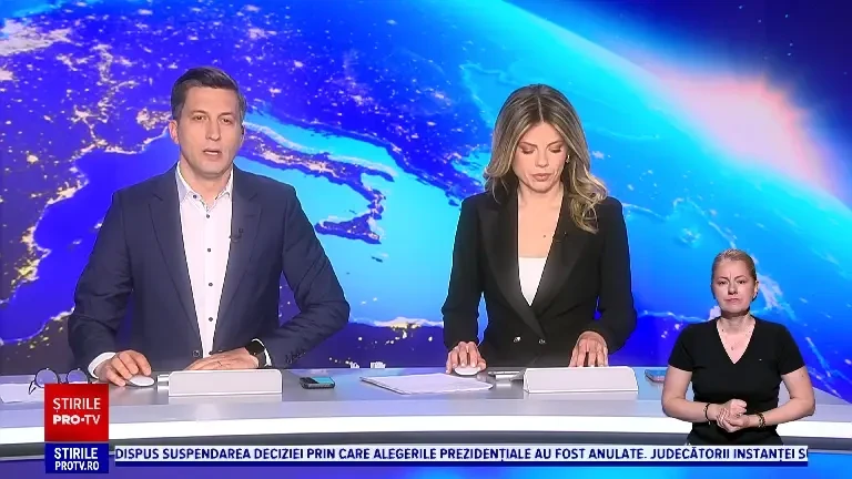 Un autocar cu 28 de pasageri s-a izbit violent de gardul unei case din Bihor. Șoferul a făcut infarct și a murit la volan