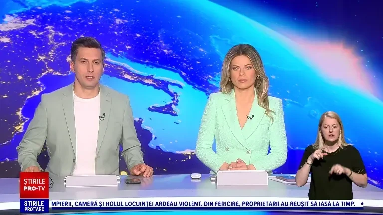 Șuvoaie pe străzile din Cluj, după o ploaie cu gheață de doar câteva minute