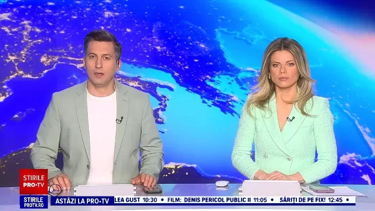 Casă bătrânească mistuită de flăcări în Iași