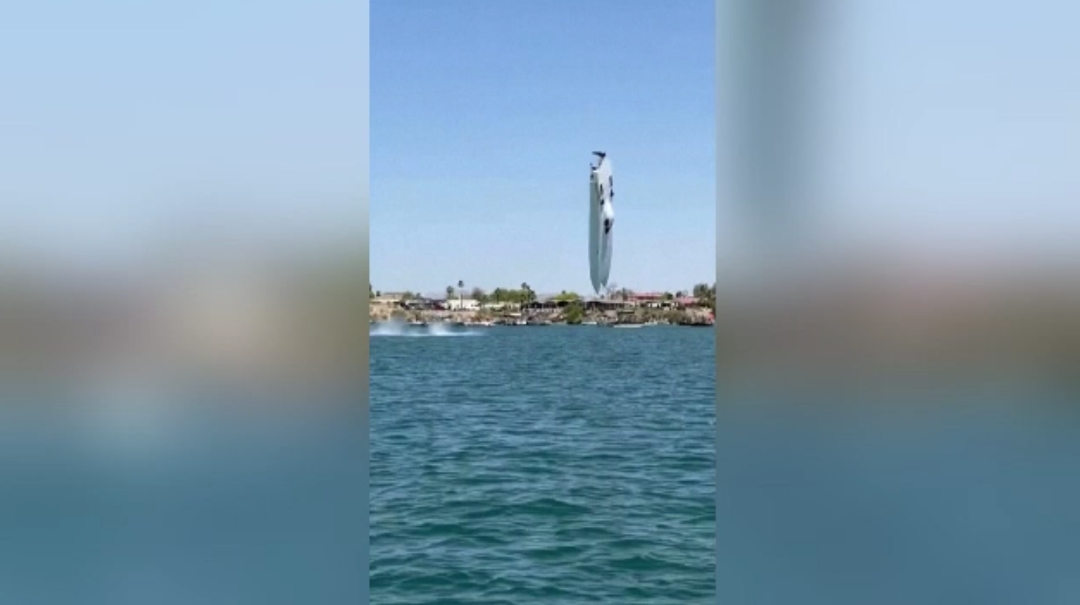 Accident spectaculos pe lacul Havasu. O şalupă de viteză care încerca să doboare un record a decolat în timpul testului