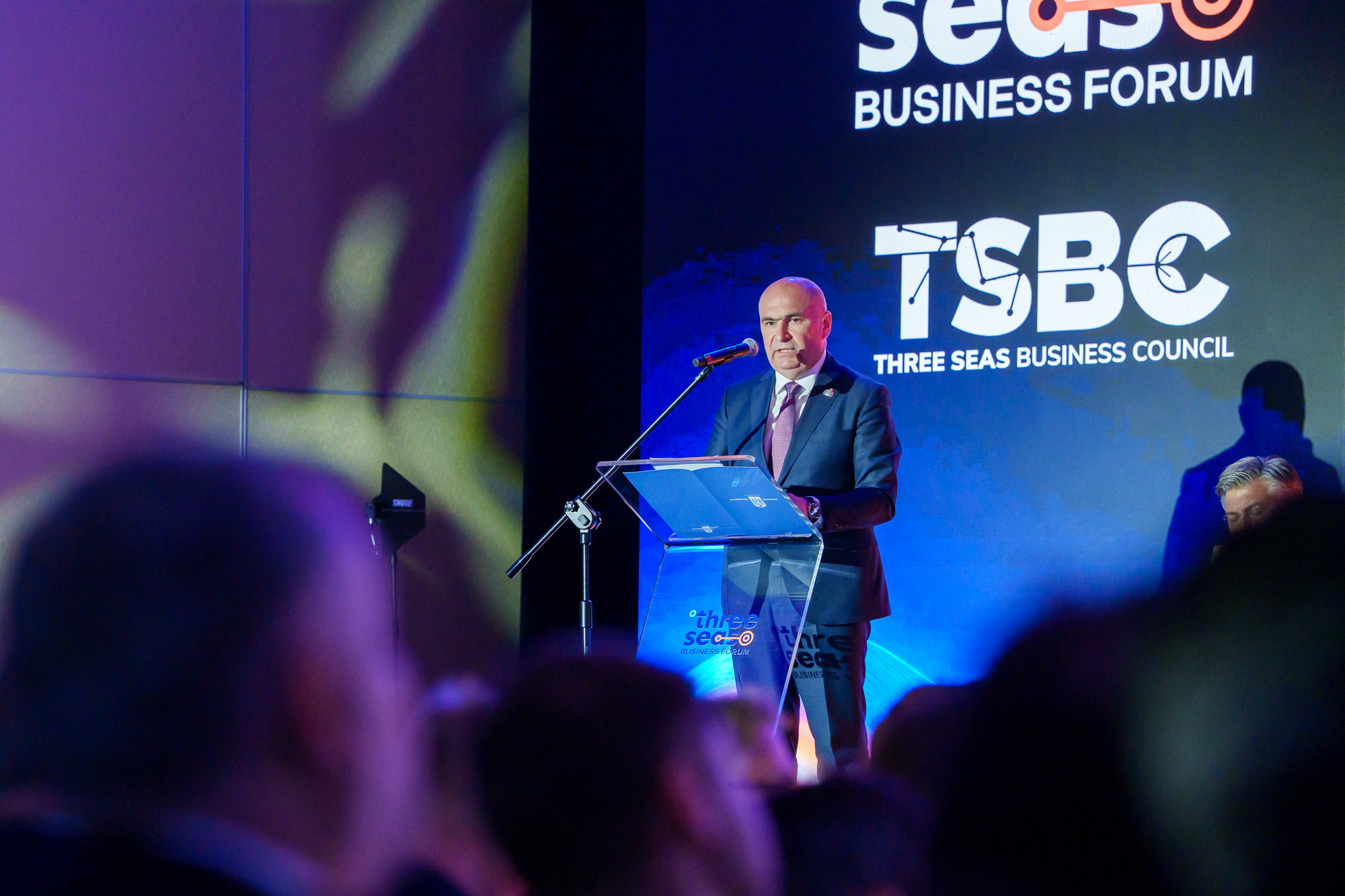 Ilie Bolojan, Polonia, Varsovia