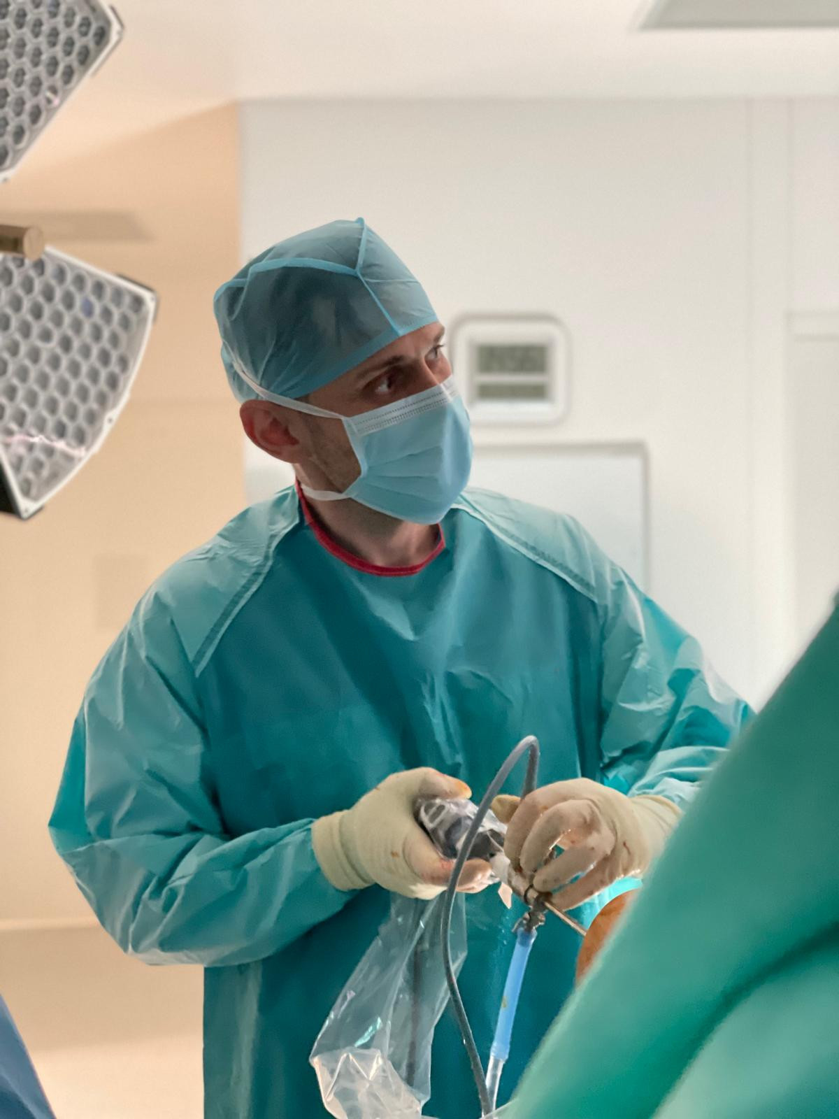 (P) „Nu a fost doar un medic, ci un partener de drum”. Povestea lui Ovidiu, pacient operat de ruptură de ligament încrucișat