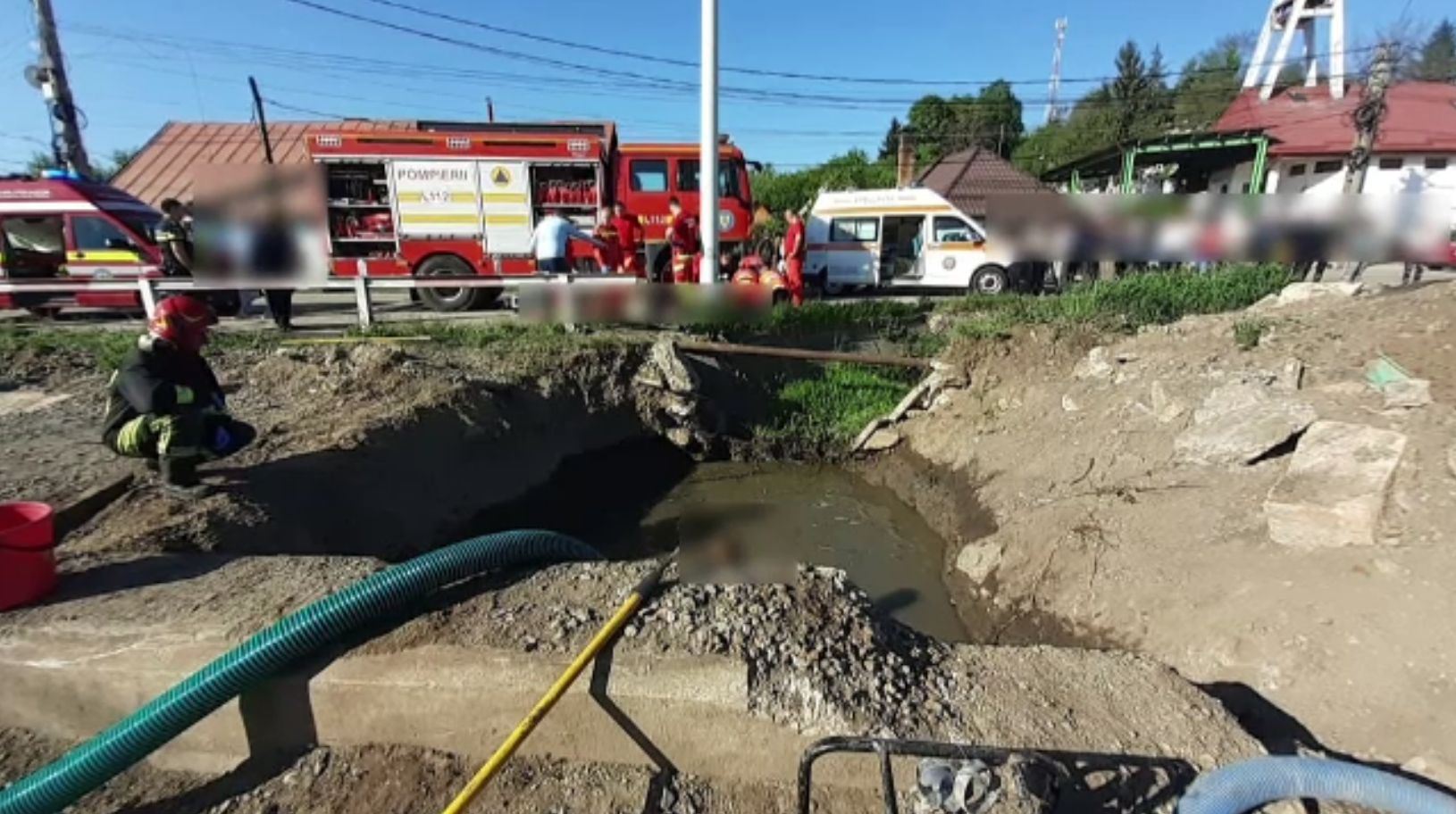 Tragedie în Cluj. Doi frați au murit după ce au căzut într-o groapă plină cu apă