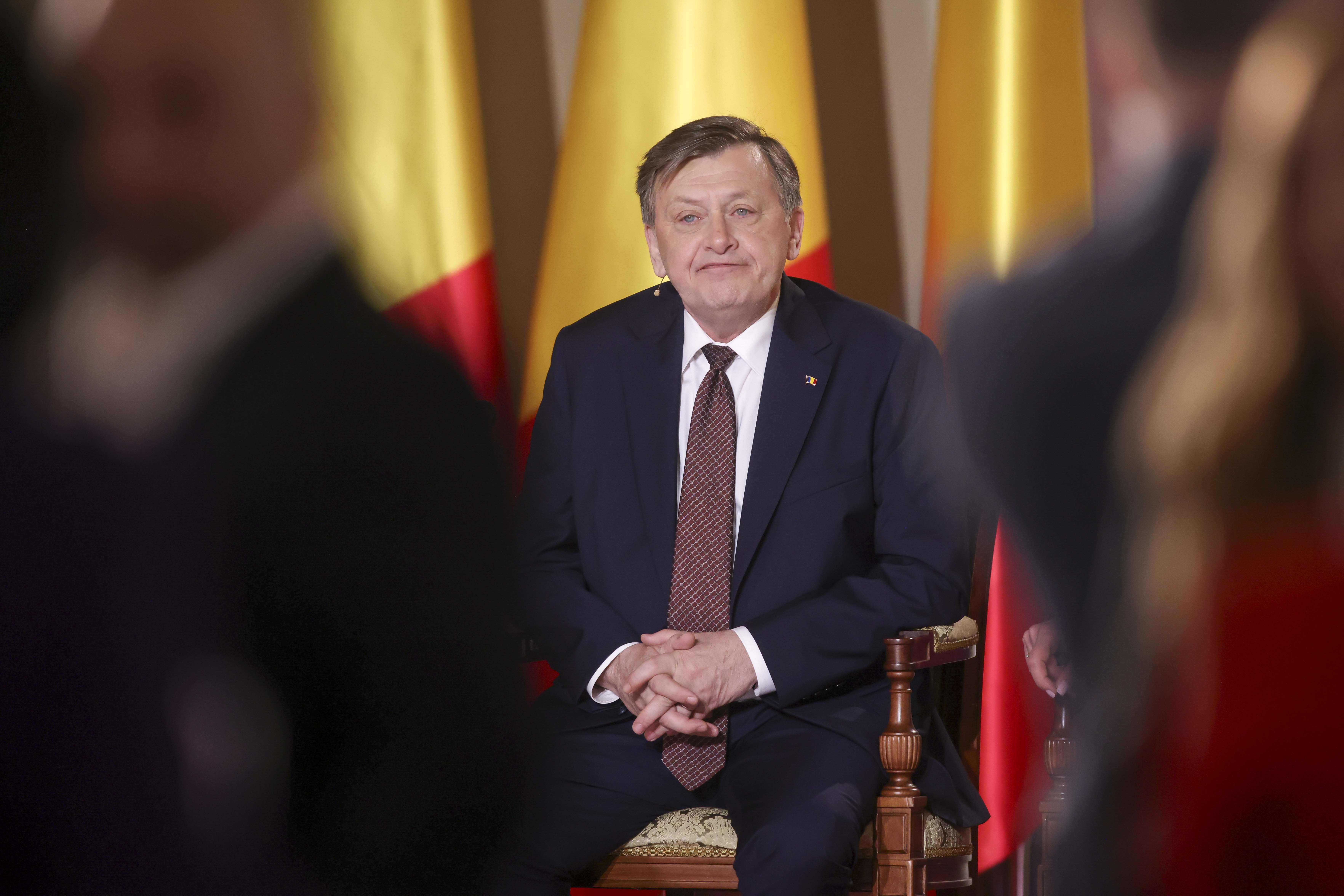 Crin Antonescu, la dezbaterea electorală: „Garanţiile de securitate pentru Moldova sunt şi în interesul României”