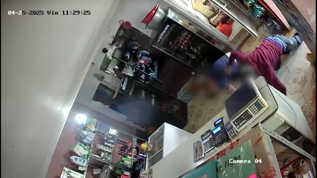 Bărbat din Iași, arestat după ce a încălcat ordinul de protecție. Individul și-a atacat fosta soție într-un magazin