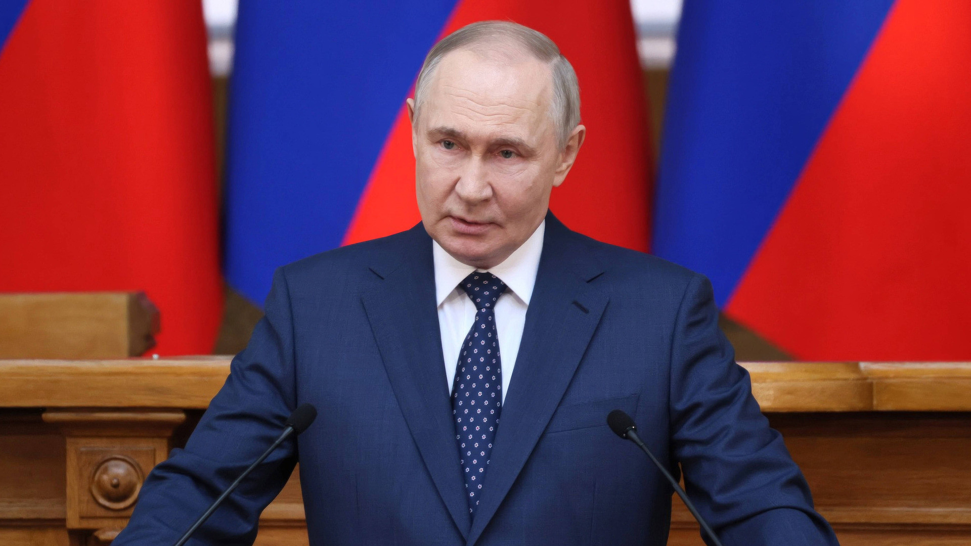 Vladimir Putin: „Serviciile străine precum Microsoft şi Zoom ar trebui restricţionate în Rusia”. Pe cine interzice în țară