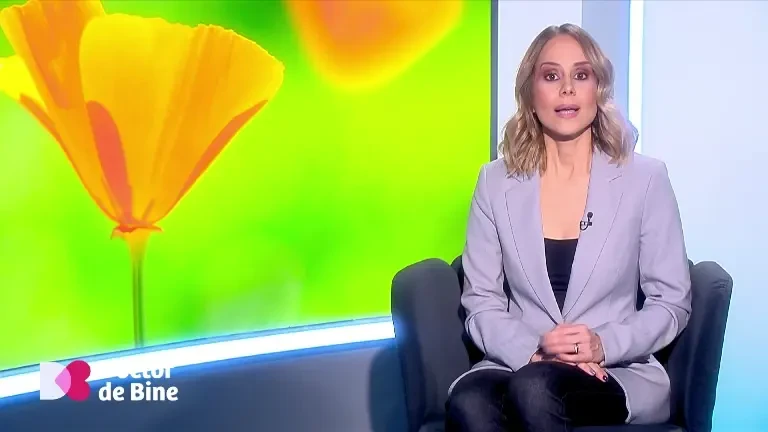 De ce e periculoasă apa excesiv filtrată pentru organism. Mitul celor doi litri băuți zilnic