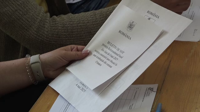 Alegeri locale și referendumuri în paralel cu primul tur al prezidențialelor. Situații speciale în mai multe județe