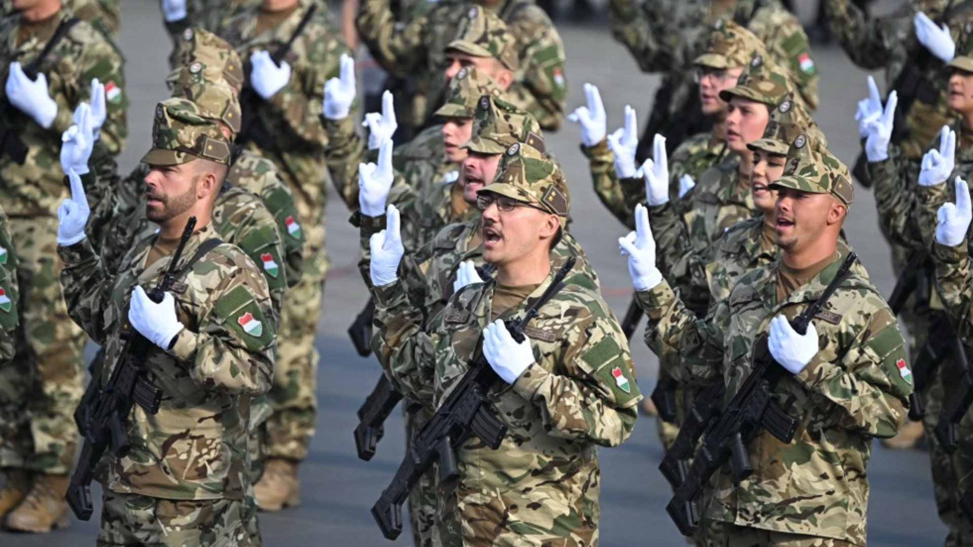 Ministrul Apărării din Ungaria, într-o înregistrare făcută publică: „Intrăm în faza zero a drumului spre război”