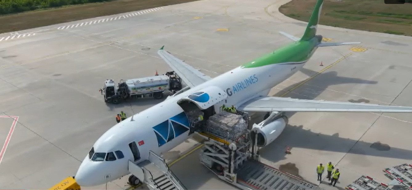 Premieră pe aeroportul din Oradea. Au aterizat primele avioane cargo din străinătate