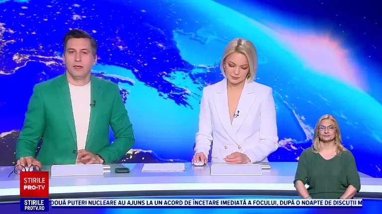 Mii de pasionați de vintage și chilipiruri și-au dat întâlnire la Cluj-Napoca. 70 de standuri cu haine vechi, viniluri, instrumente muzicale