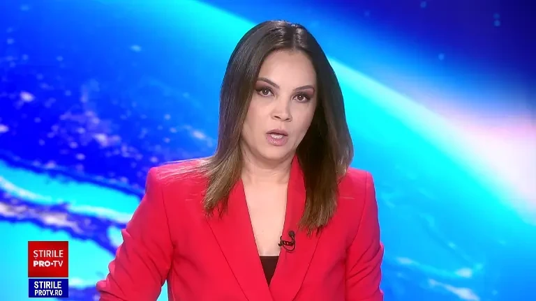 Momentul în care un șofer nervos atacă o mașină de ride sharing în timp ce coborau pasagerii. Ce le-a spus polițiștilor.VIDEO