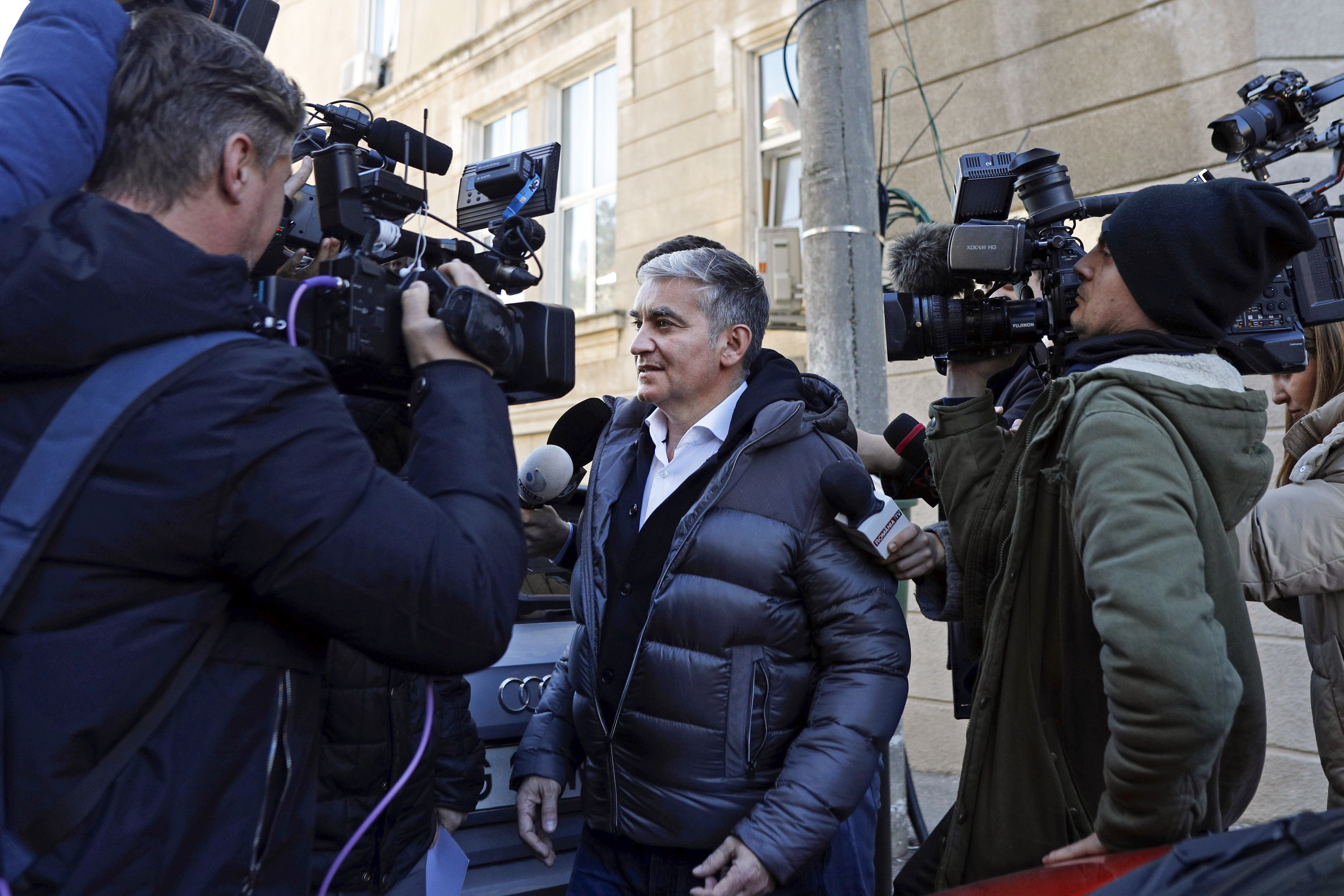 Primarul din Sinaia, Vlad Oprea, a ajuns la spital în prima noapte de arest, după ce i s-ar fi făcut rău