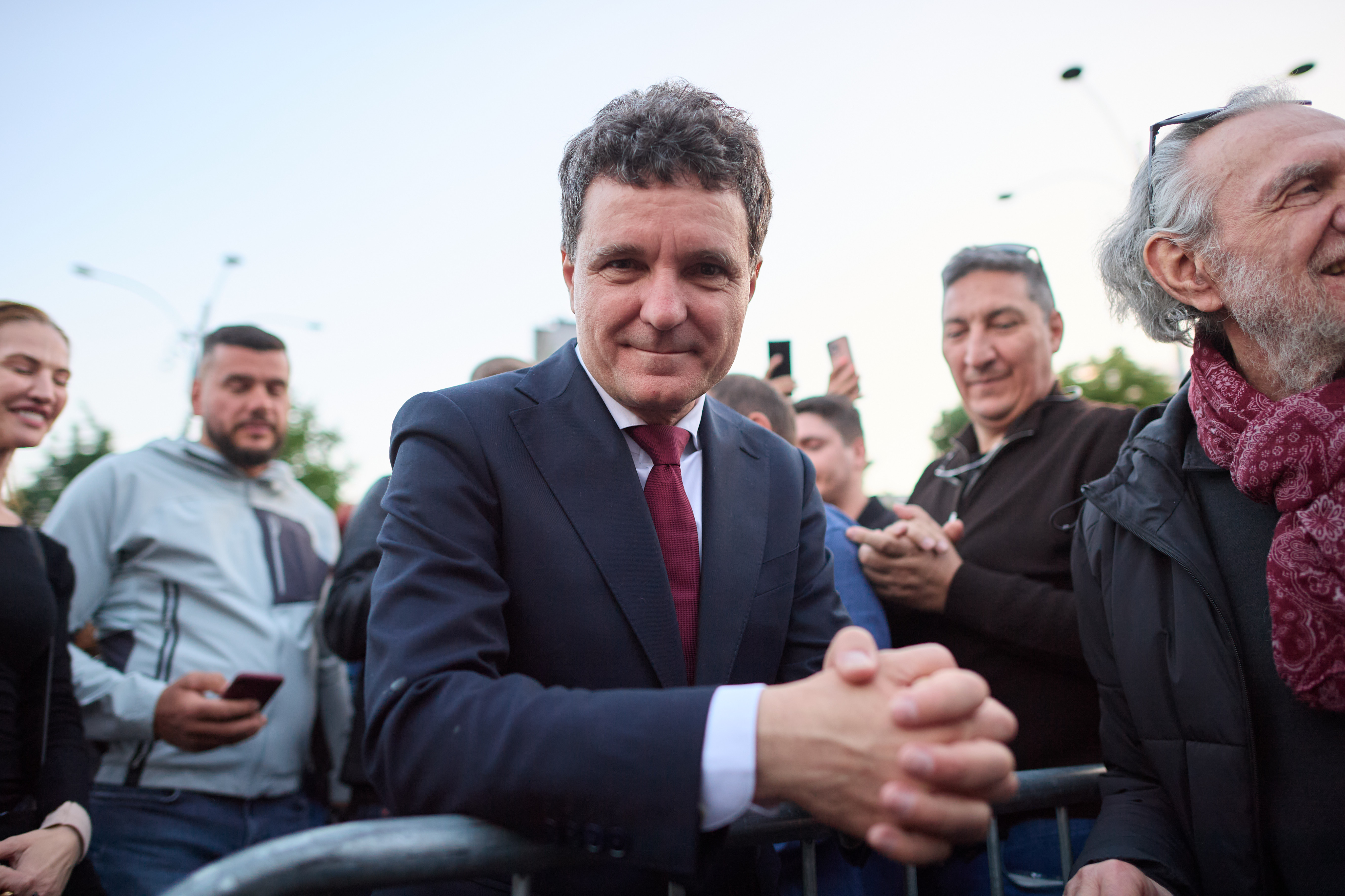 Mitingul de susținere pentru Nicușor Dan din piața Victoriei a fost anulat