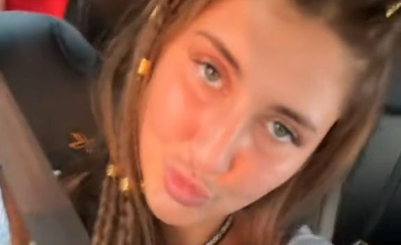 Adolescenta deținută într-o închisoare sovietică pentru contrabandă cu 13 kg de droguri e strănepoata unui politician celebru