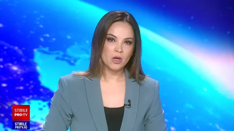 Un tânăr a reușit să fugă cu o trotinetă de polițiștii care îl urmăreau cu mașina. Imaginile au devenit virale