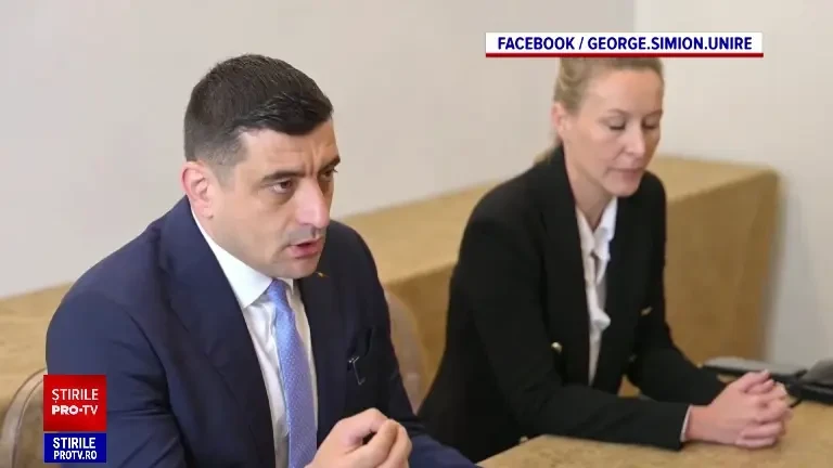 După ce l-a numit „dictator” Simion îl acuză din nou pe Macron că „încearcă să se amestece în alegerile noastre”