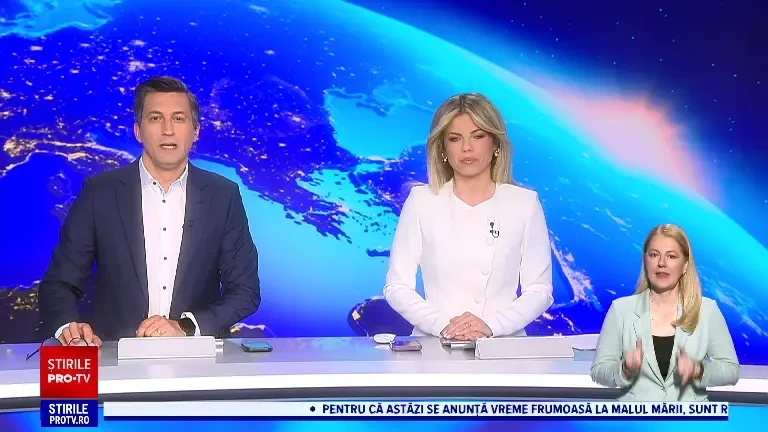 Românii își aleg președintele. Secțiile de vot s-au deschis