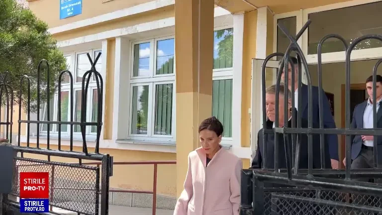 Klaus Iohannis, declarație la ieșirea din secția de vot