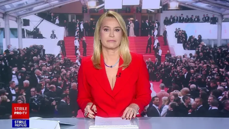 Festivalul de la Cannes continuă cu filme de top și ținute spectaculoase. Eva Longoria a făcut senzație pe covorul roșu. FOTO