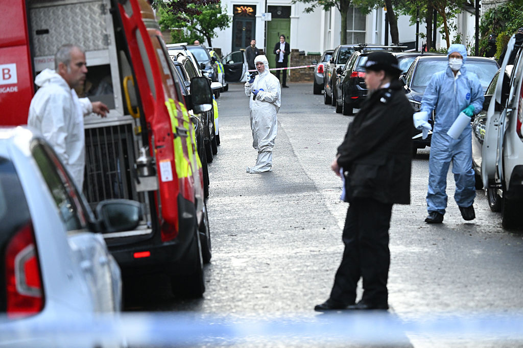 Român acuzat în cazul incendierii mai multor proprietăți ale premierului britanic Keir Starmer. Cine este bărbatul reținut