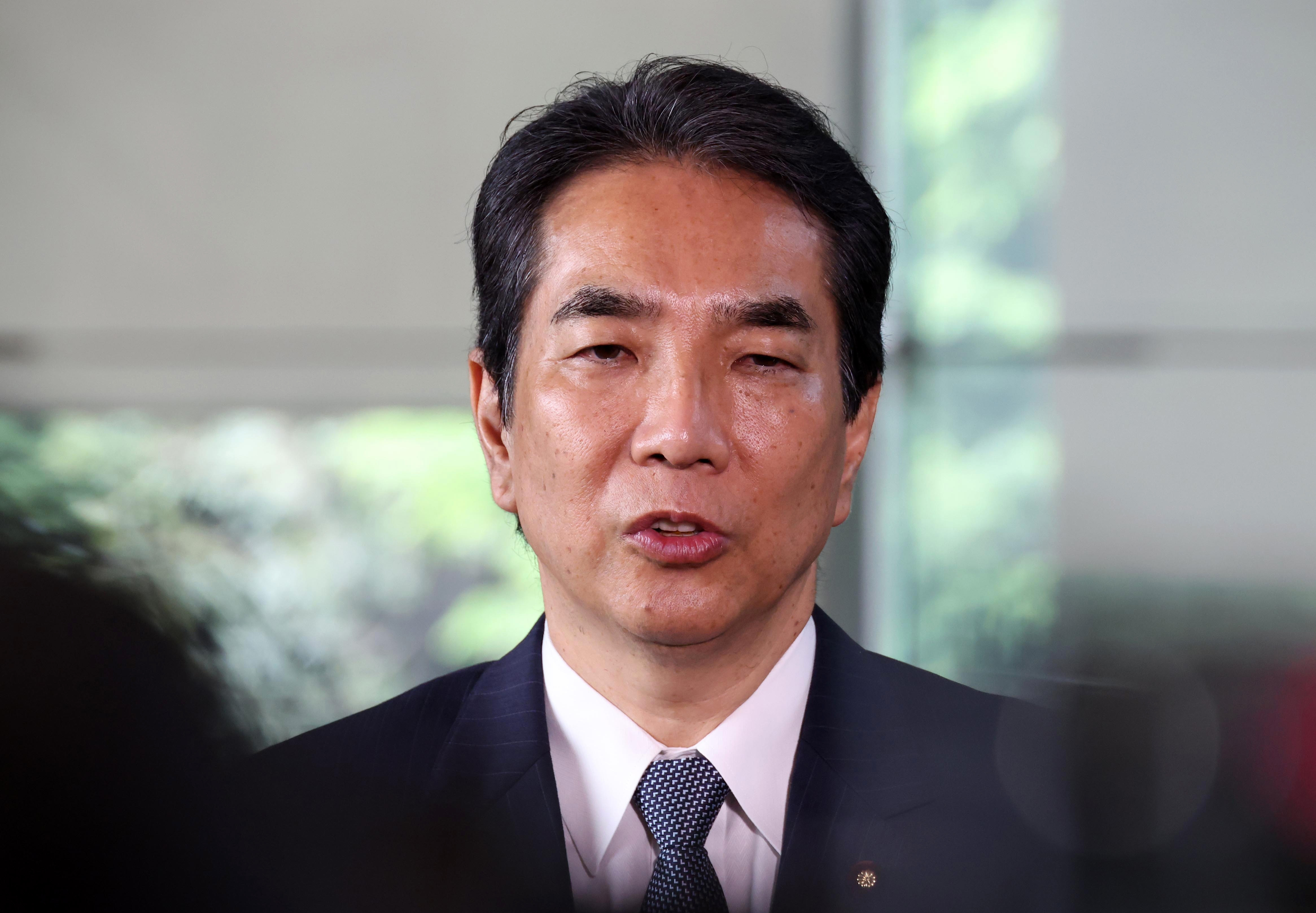 Orezul l-a lăsat fără funcție. Ministrul japonez al Agriculturii a demisionat după o declarație neinspirată