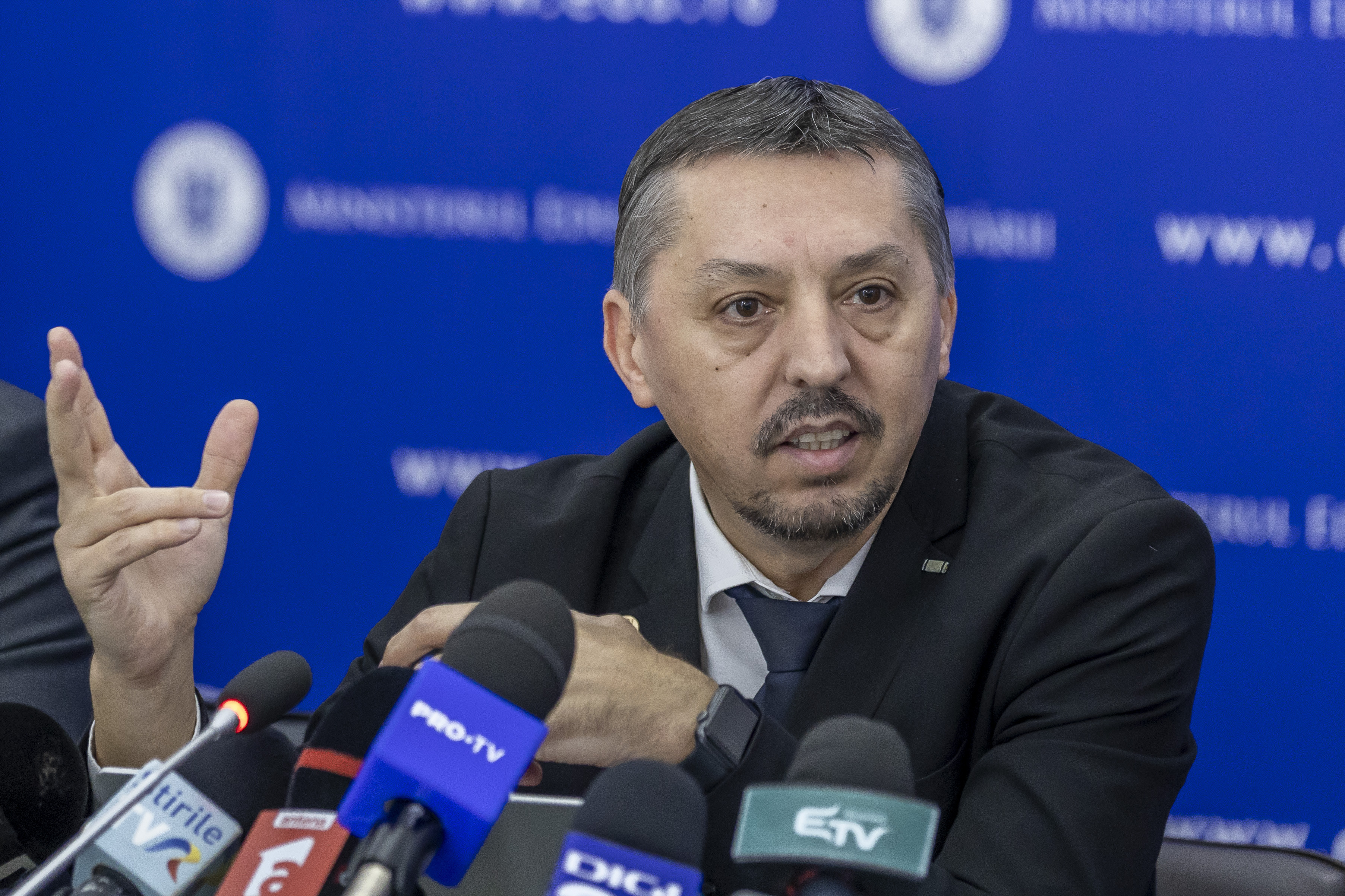 Ministrul Educației anunță reducerea valorii plății cu ora. „Atât îşi permite în acest moment ţara”