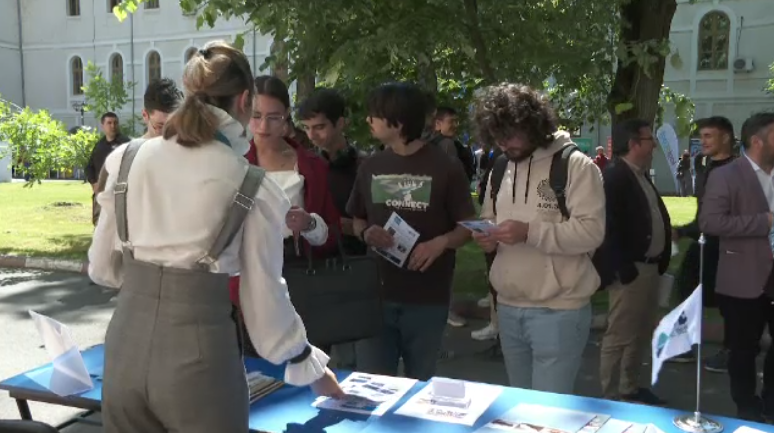 Târg de job-uri pentru studenți și absolvenți la Galați. Tinerii nu s-au arătat prea dornici de a se angaja