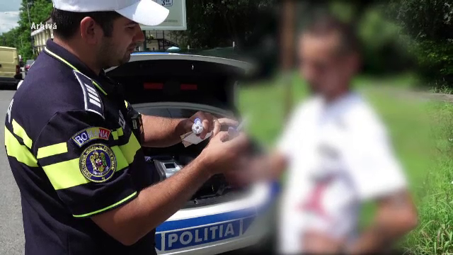 Câte testere antidrog folosește poliția în Capitală. Urmează campania "Trafic fără Trafic"