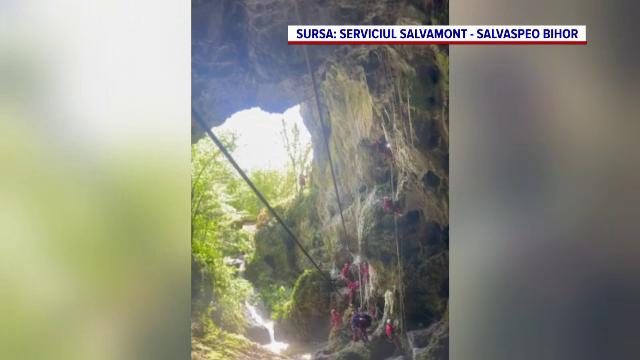 Exercițiu de salvare cu tehnologie de vârf. Cum au reușit speologii ajute o victimă aflată în subteran