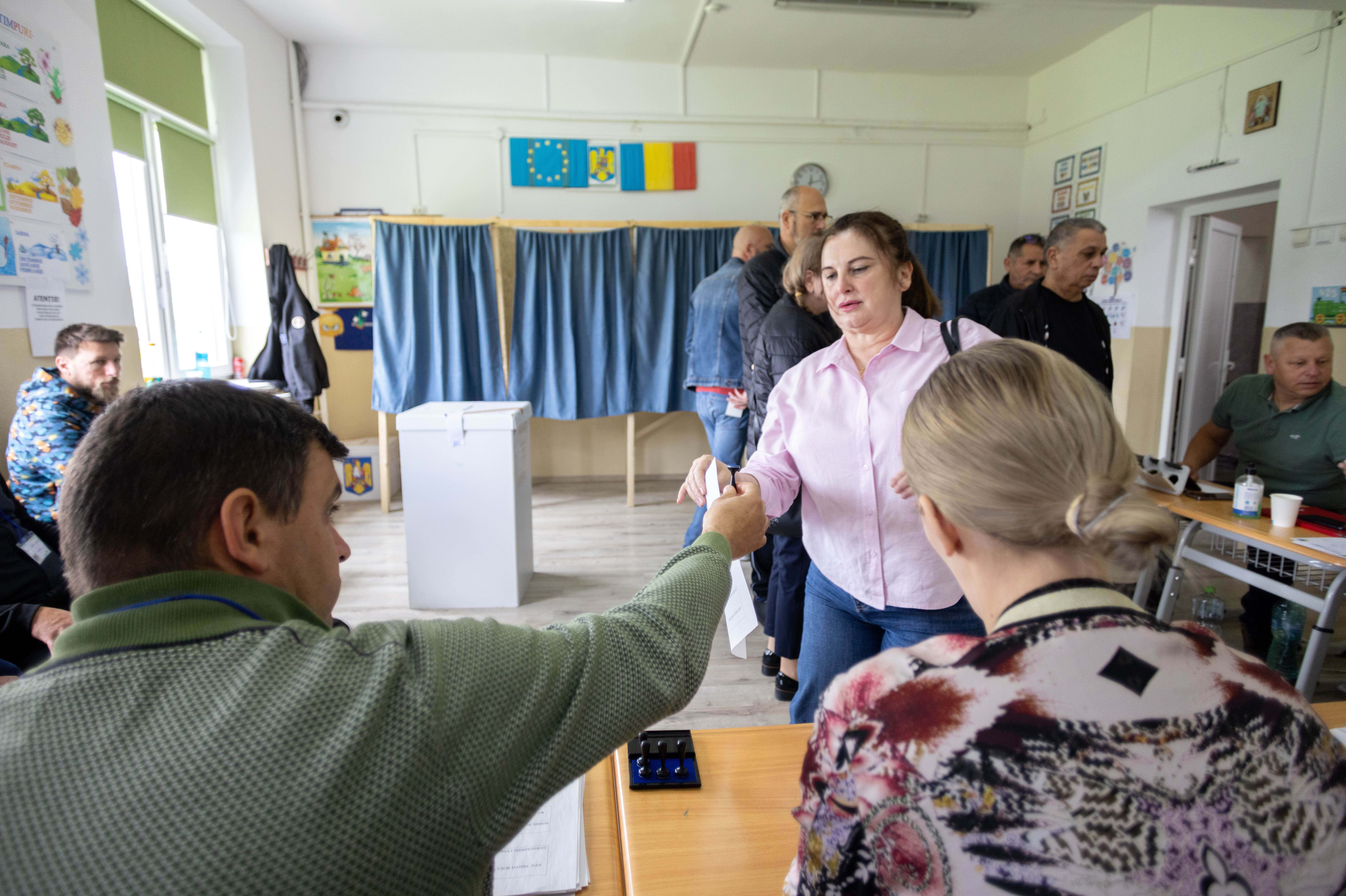 Oficialii trimiși de Trump, impresionați de alegerile din România: „Un model de transparență, securitate și dedicare civică”